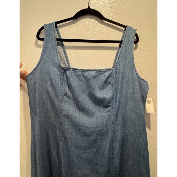 Old Navy Dress Women’s Size XL Square Neck MIDI Sleeveless Smocked Denim Coastal - Picture 3 of 8